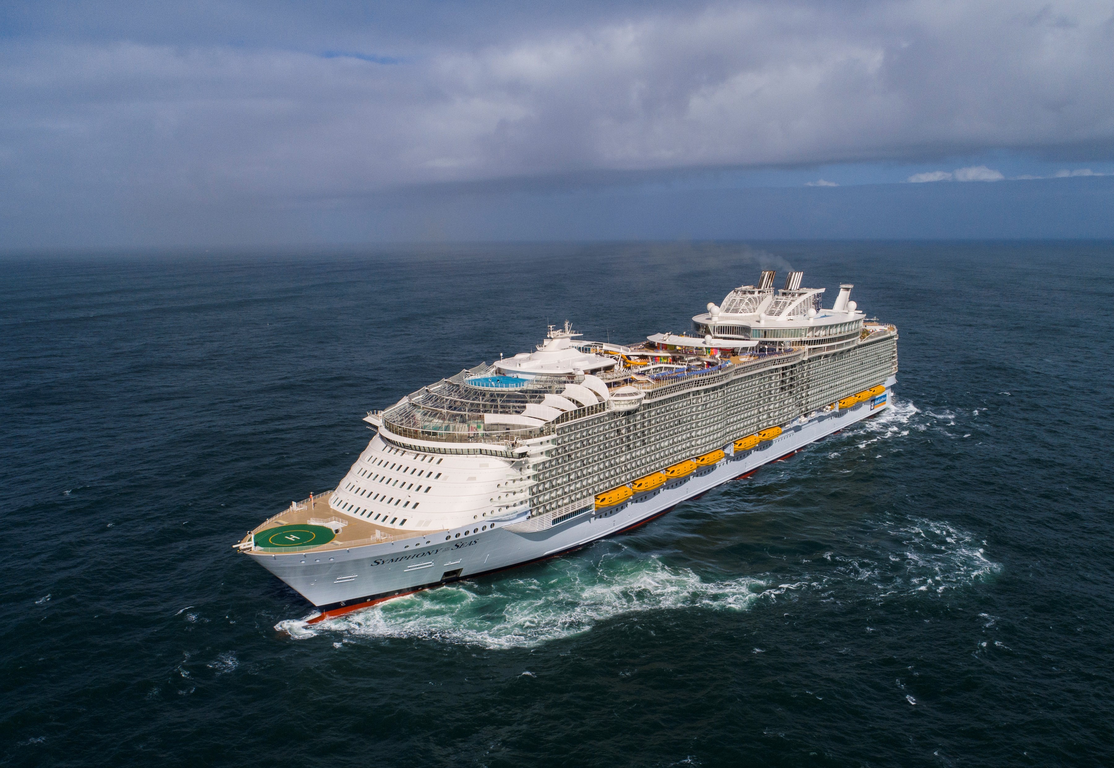 Symphony of the Seas Cruise ship review